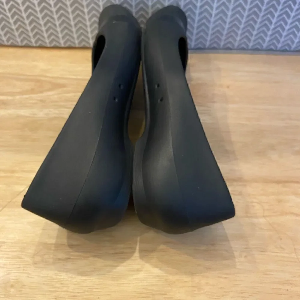 ✅Crocs Giannna ballet flats Sz 8